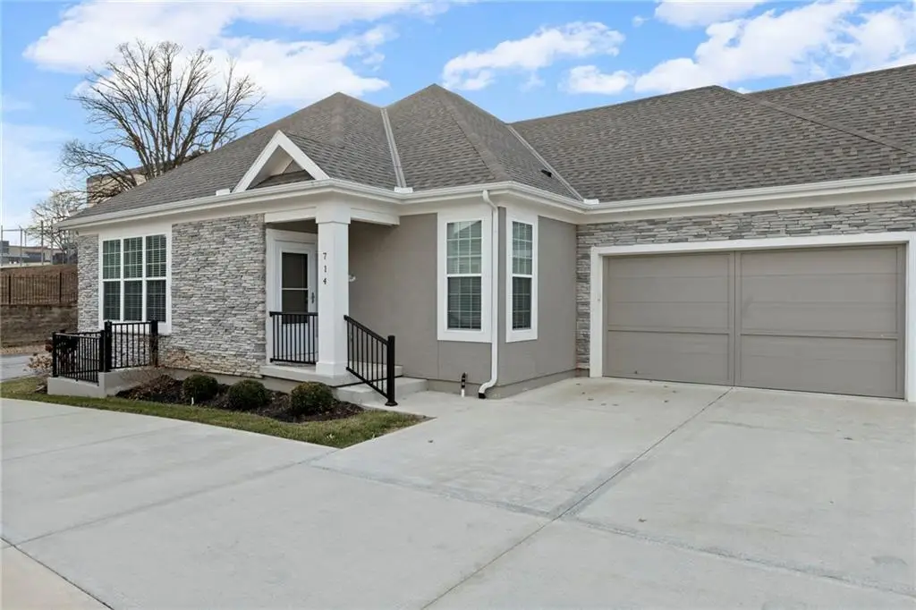 714 E 110th Terrace, Kansas City, MO 64131 - Image #1