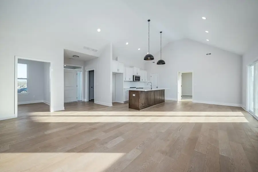 1528 N 157th Lane, Basehor, KS 66007 - Image #3