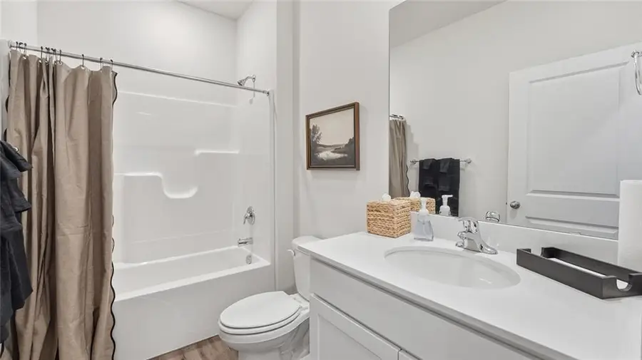 100 Lake Meadows Drive, Smithville, MO 64089 - Image #3