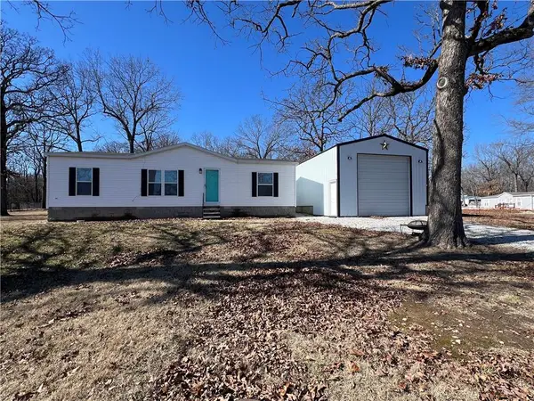 22826 Gavitt Lane Lane, Wheatland, MO 65779