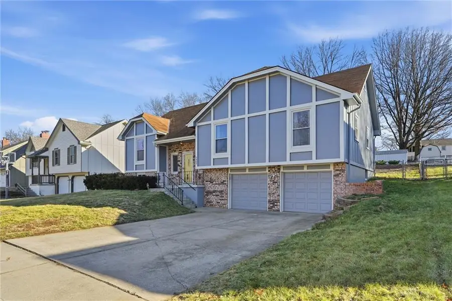 7909 N Michigan Avenue, Kansas City, MO 64118 - Image #2