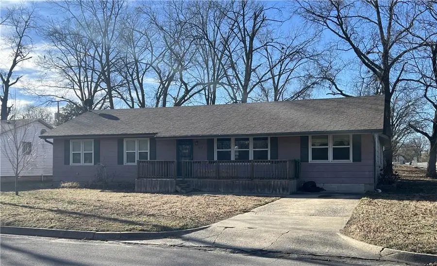 925 N Elm Street, Nevada, MO 64772 - Image #3