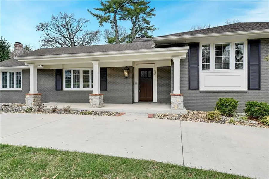 6241 Howe Drive, Fairway, KS 66205 - #3