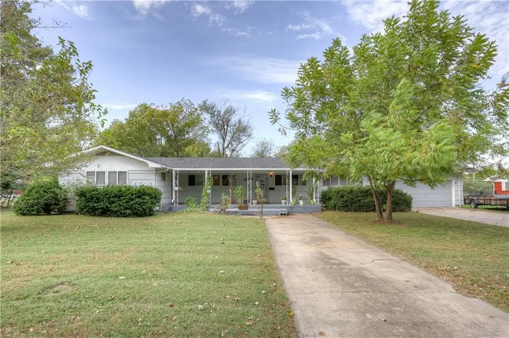 2205 Lincoln Avenue, Baxter Springs, KS 66713 - Image #1