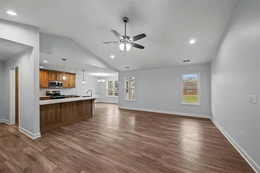 305 S Jefferson Street, Spring Hill, KS 66083 - Image #3