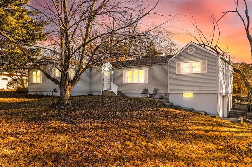 5405 N Central Street, Kansas City, MO 64118 - Image #1