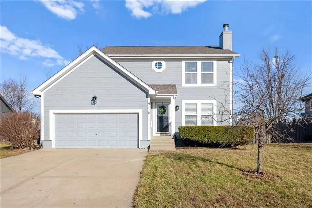 916 E Witch Hollow Street, Gardner, KS 66030 - Image #1