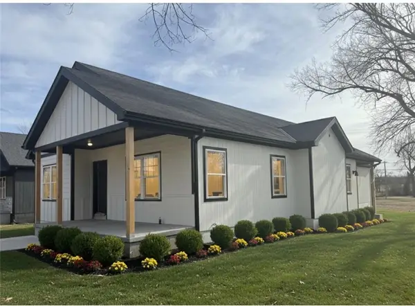 223 E Mill Avenue, Osawatomie, KS 66064