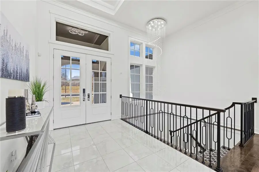 8605 NE Shoal Creek Parkway, Kansas City, MO 64157 - Image #3