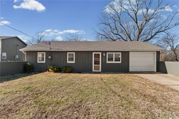 506 N Water Street, Warrensburg, MO 64093