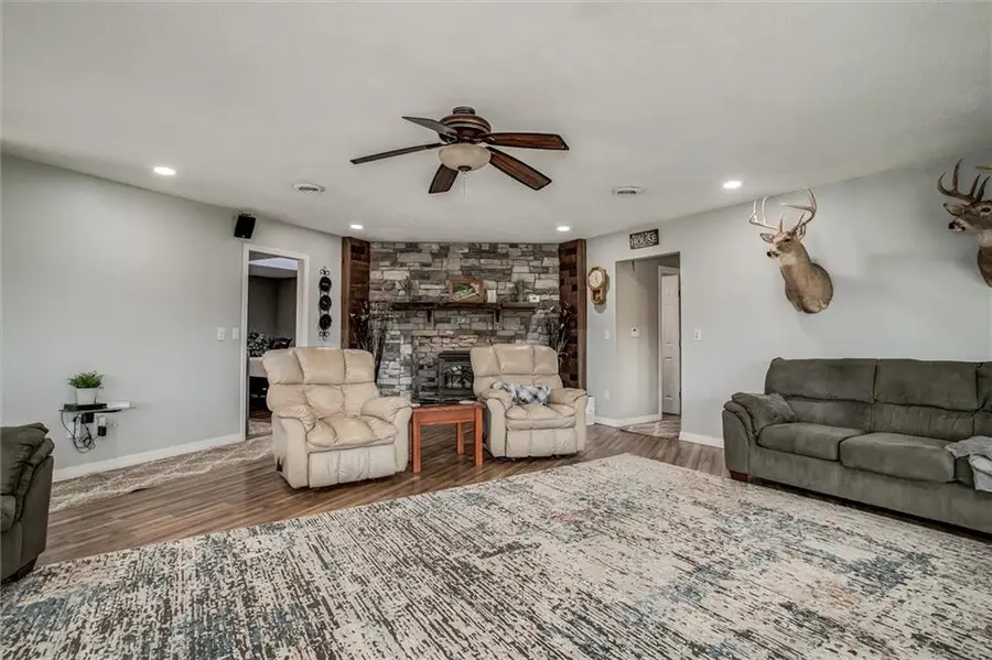 9601 112th Street, Kansas City, MO 64157 - Image #2