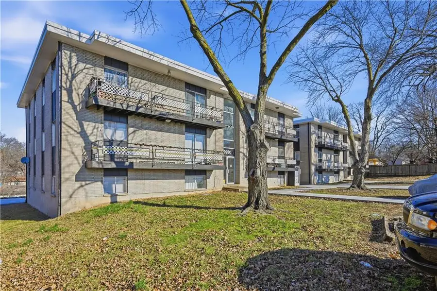 9930 E 36th Street S, Independence, MO 64052 - Image #3