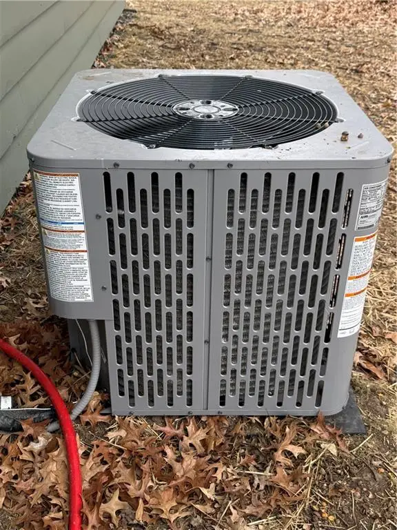 704 Logan Street, Harrisonville, MO 64701 - Image #3