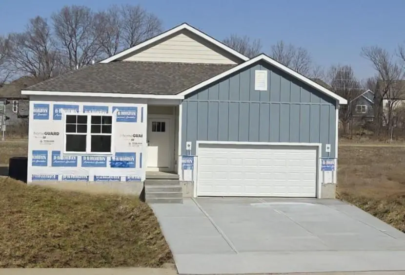 7610 NE 107th Terrace, Kansas City, MO 64157 - #1