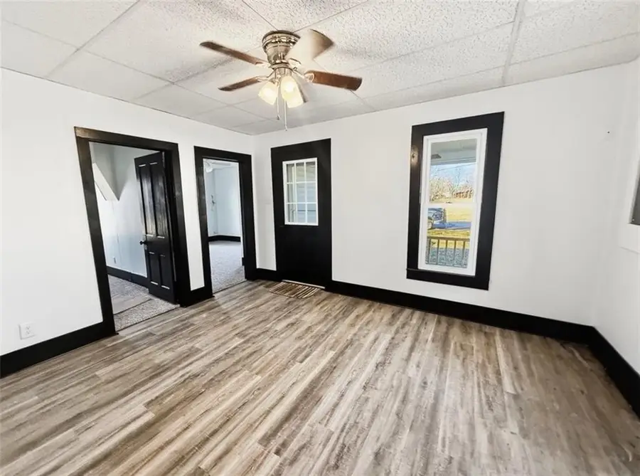 604 E 6th Street, Altamont, KS 67330 - Image #2