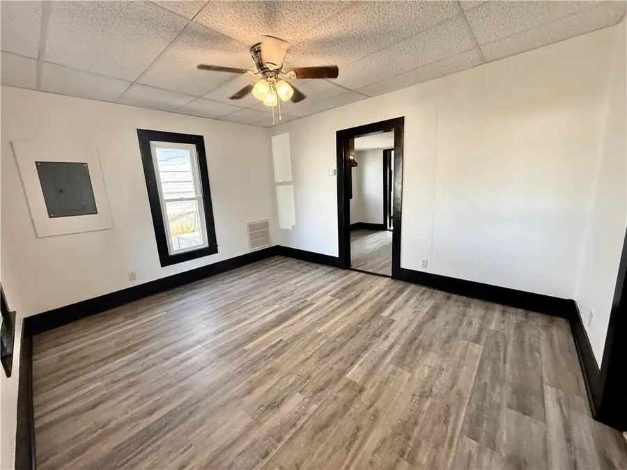 604 E 6th Street, Altamont, KS 67330 - Image #3