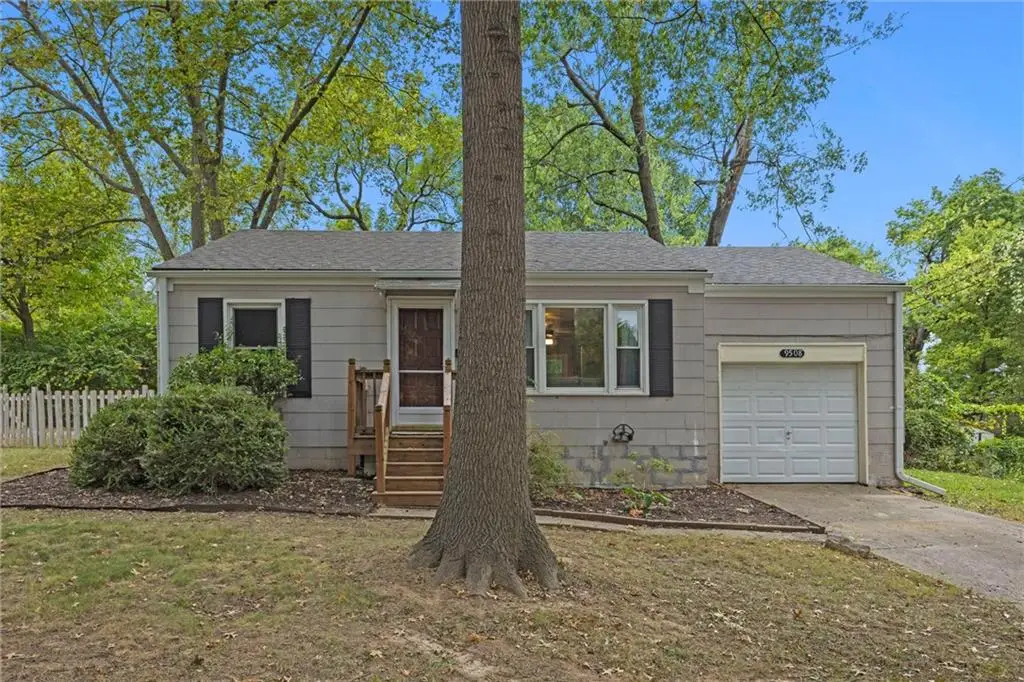 9508 Mcgee Street, Kansas City, MO 64114 - Image #1