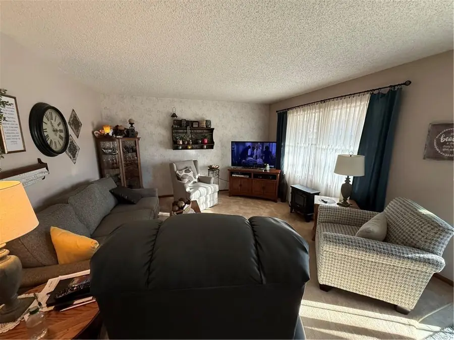 541 W Grant Street, Maryville, MO 64468 - Image #3