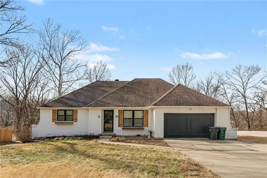 6706 NW Lawson Lane, Parkville, MO 64152 - #2
