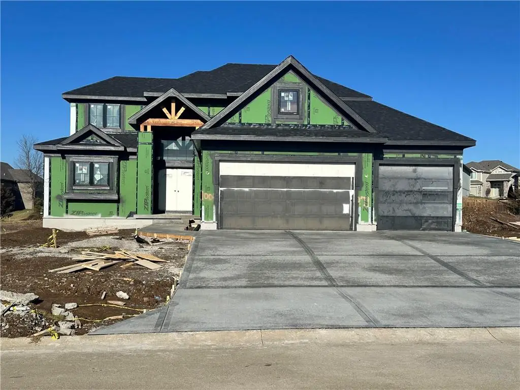 1004 Wilds Parkway, Greenwood, MO 64034 - Image #1