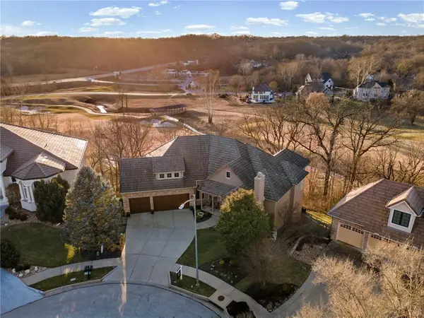 6412 Muirfield Street, Parkville, MO 64152