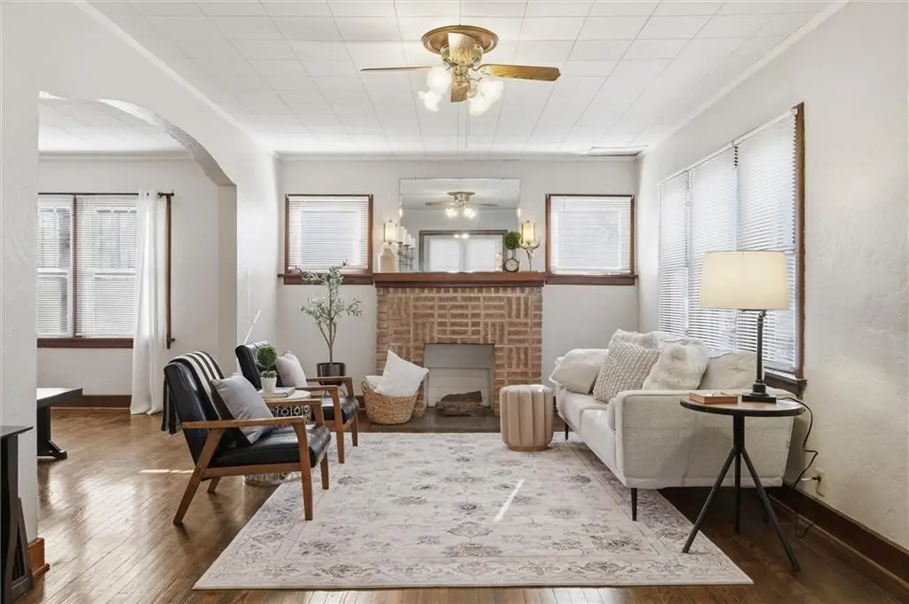 7821 Robinson Street, Overland Park, KS 66204 - Image #1