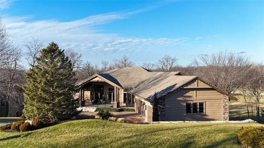 100 Hever Knoll Avenue, Loch Lloyd, MO 64012 - Image #2