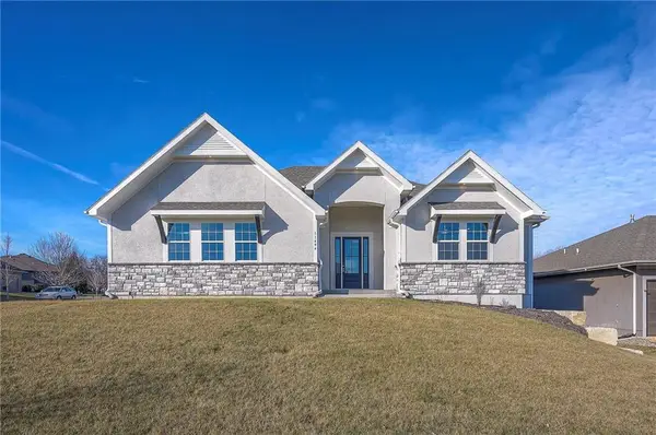 11494 S Longview Road, Olathe, KS 66061