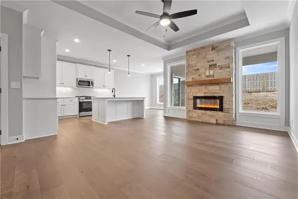 25037 W 94th Terrace, Lenexa, KS 66227