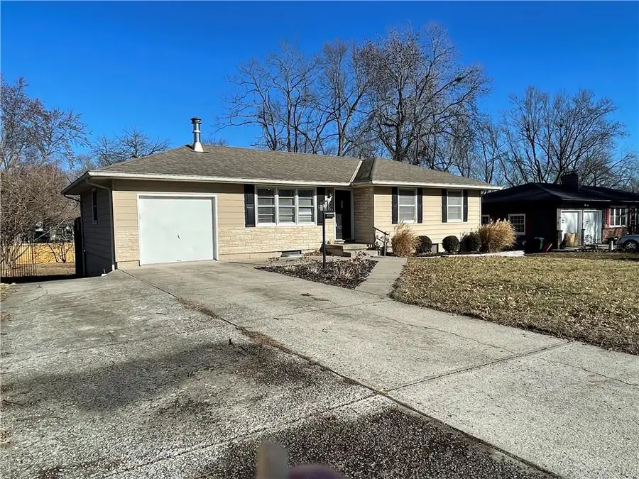 602 SE 4th Terrace, Lees Summit, MO 64063 - Image #2