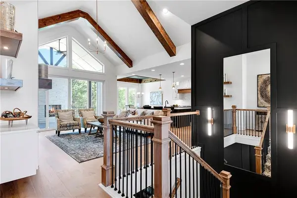 24999 W 98th Place, Lenexa, KS 66227