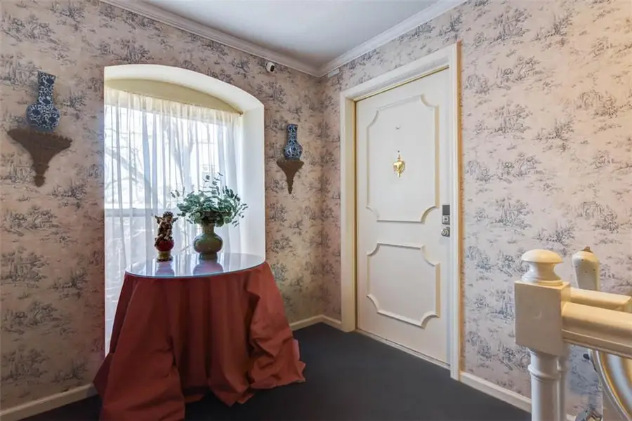 8706 Walmer Street, Overland Park, KS 66212 - #3