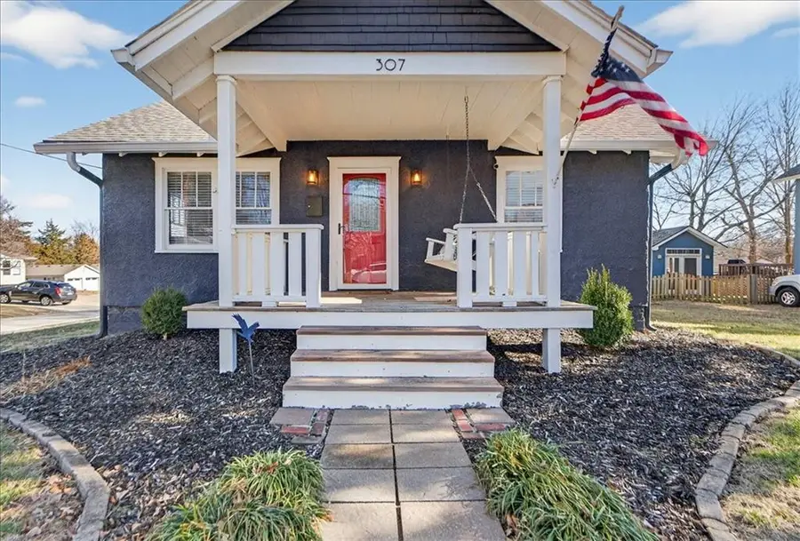 307 NE Green Street, Lees Summit, MO 64063 - Image #2