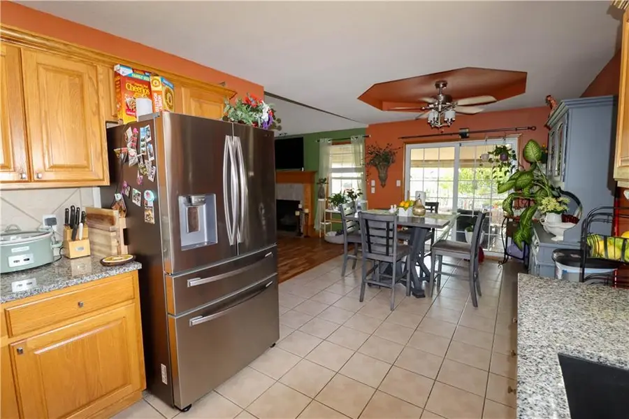 329 W 26th Lane, Eudora, KS 66025 - Image #3