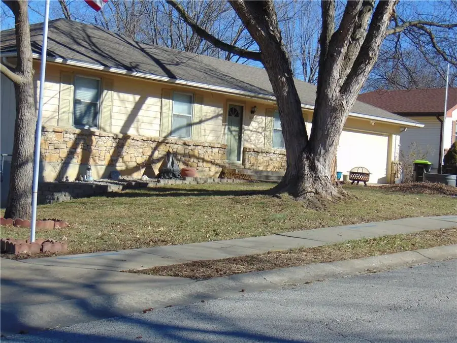 1104 Halsey Terrace, Harrisonville, MO 64701 - Image #3