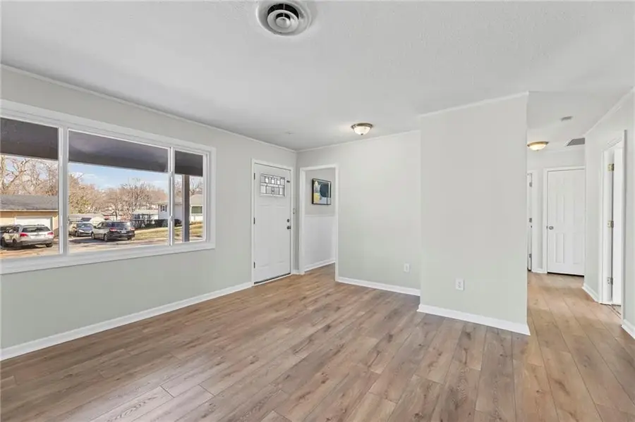 11405 E 51st Street S, Raytown, MO 64133 - #2