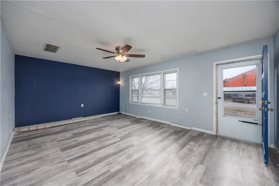 311 S Grant Street, Erie, KS 66733 - Image #2