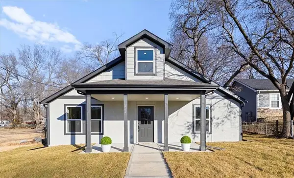 231 Coronado Road, Bonner Springs, KS 66012