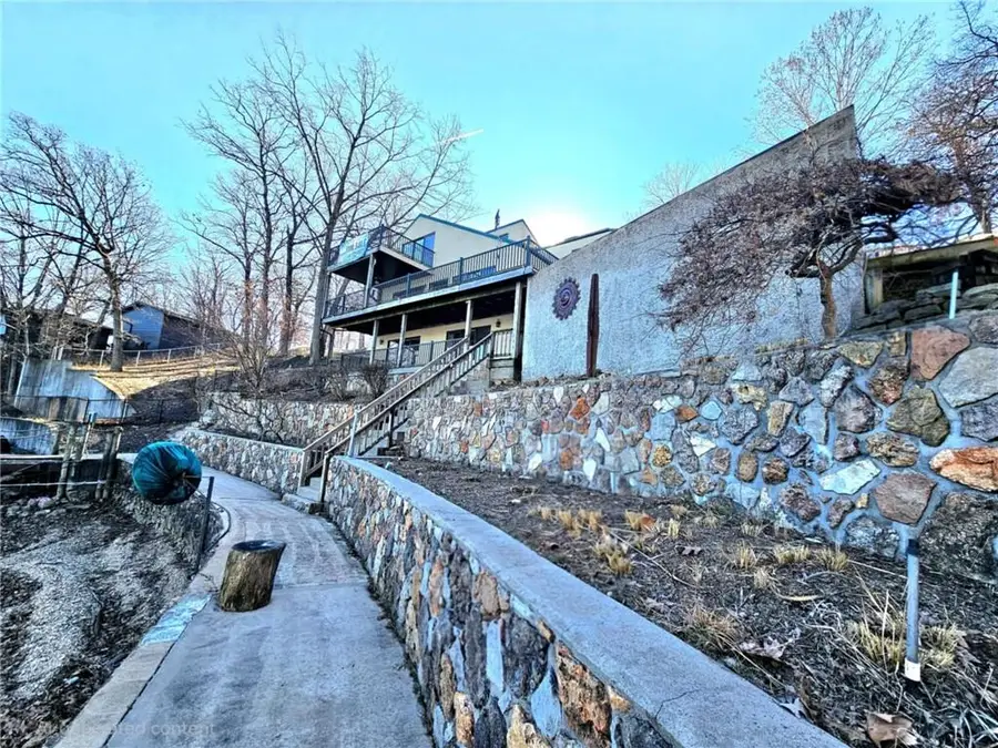 569 Sunrise Acres Point, Sunrise Beach, MO 65079 - Image #2