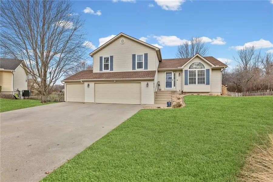 8712 N Sheldon Court, Kansas City, MO 64153 - Image #2