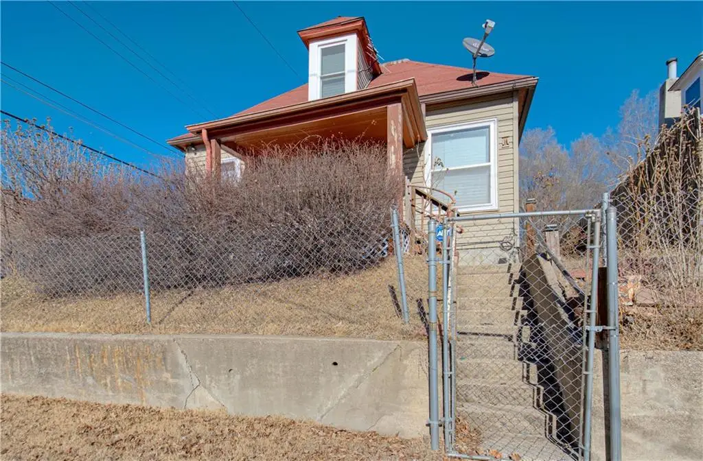 5012 Scarritt Avenue, Kansas City, MO 64123 - Image #1