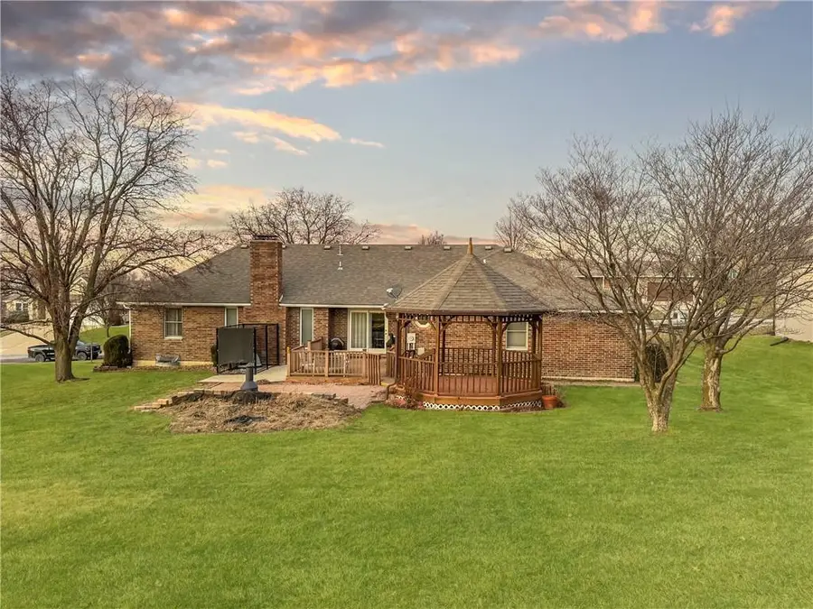 875 Willow Tree Court, Higginsville, MO 64037 - Image #3