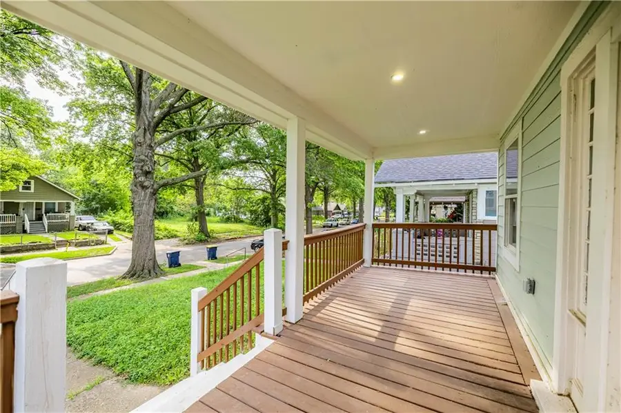 4114 Agnes Avenue, Kansas City, MO 64130 - Image #3