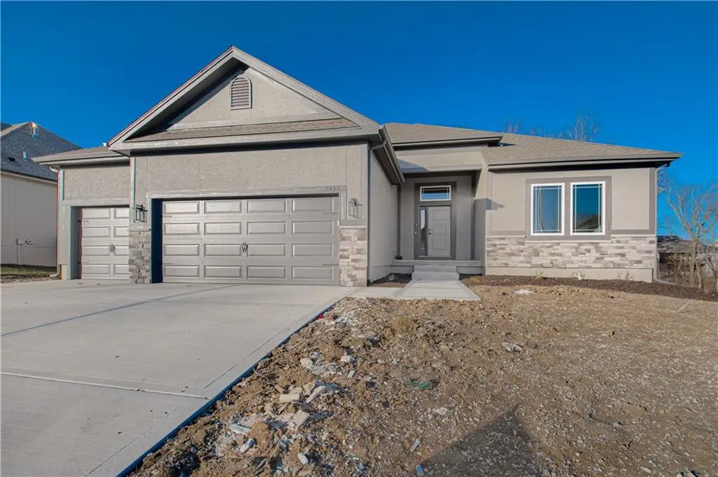 9430 N Belton Avenue, Kansas City, MO 64154 - Image #1