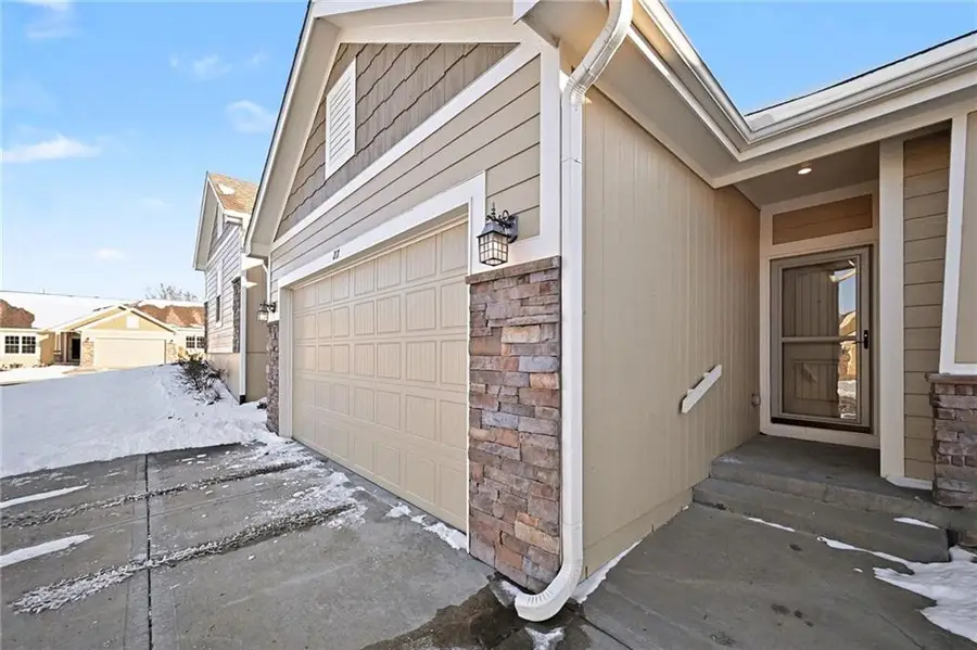 217 Ashmont Drive, Smithville, MO 64089 - Image #3