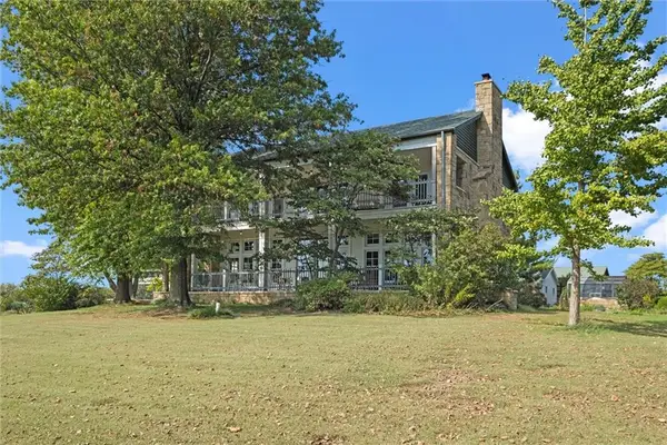 17580 B Cantrell Road, Linwood, KS 66052