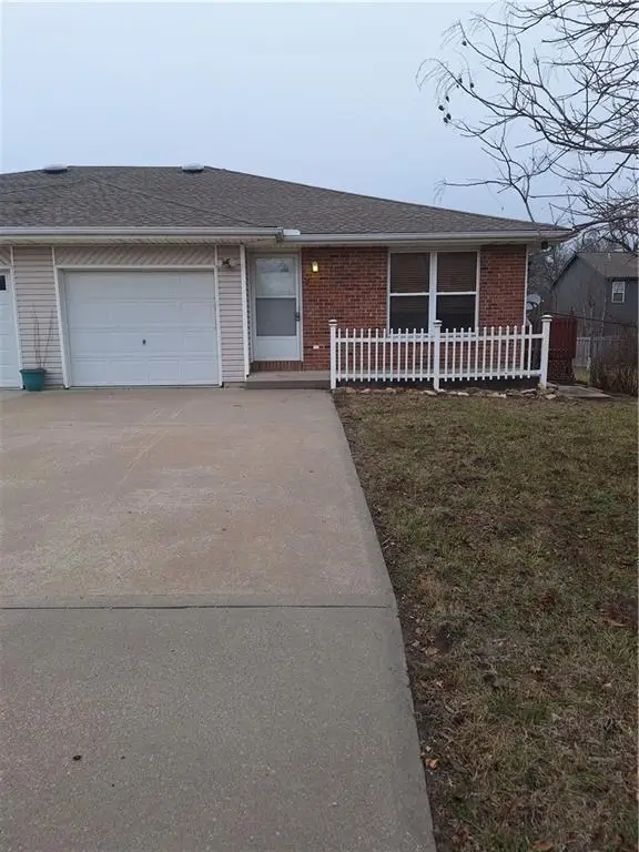 2 W Red Bud Lane, Trimble, MO 64492 - Image #1