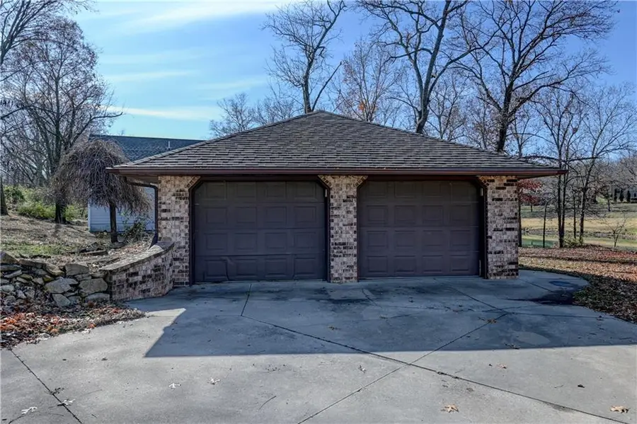 8044 Rock Creek Drive, Ozawkie, KS 66070 - Image #3