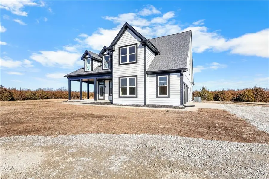 37655 Osawatomie Road, Osawatomie, KS 66064 - Image #2