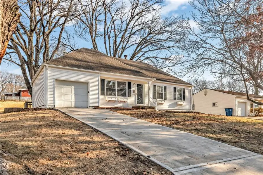 6215 N Garfield Street, Gladstone, MO 64118 - Image #3